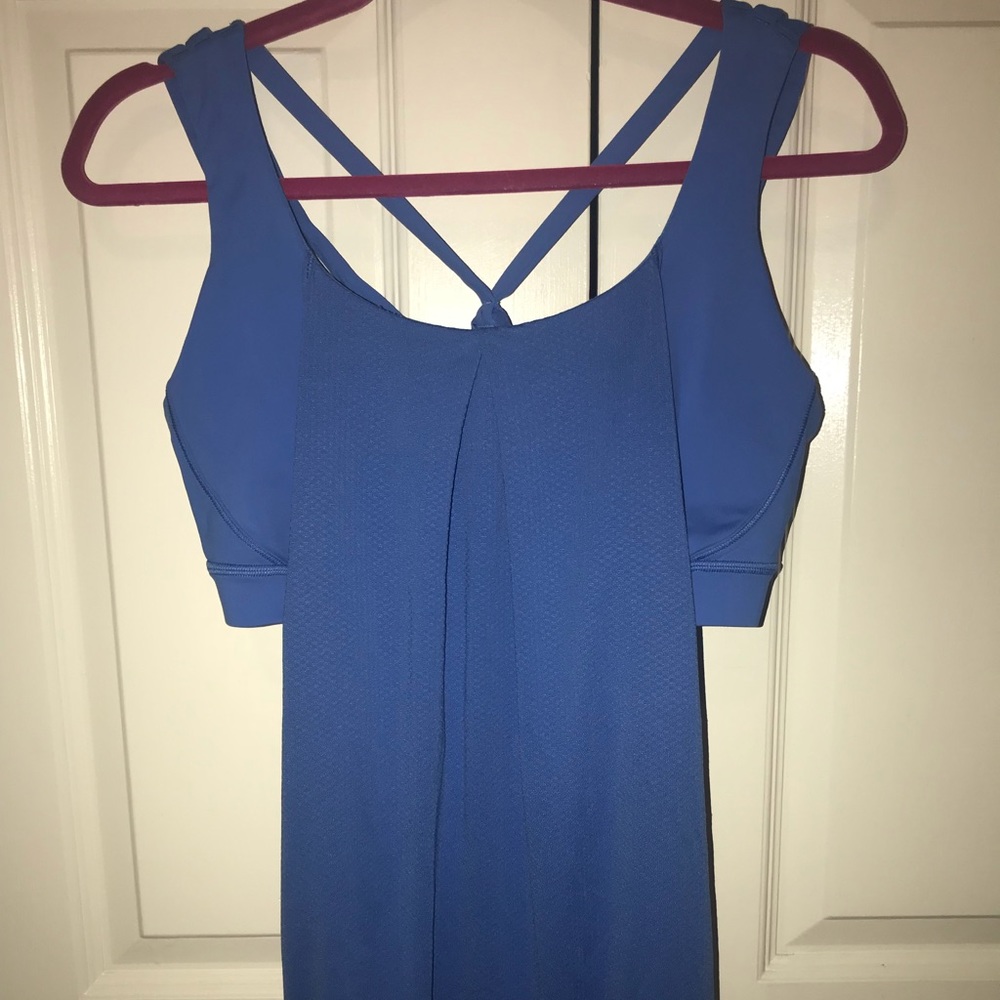Lululemon blue tank